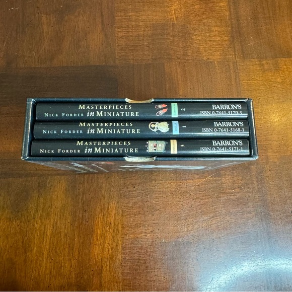 Masterpieces in Miniature Dollhouses by Nick Forder 3 Volumes Books Boxed Set - Picture 3 of 14